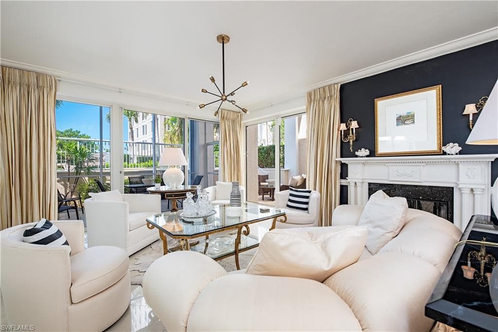 7041 Pelican Bay Blvd V1, Naples, FL 34108-2