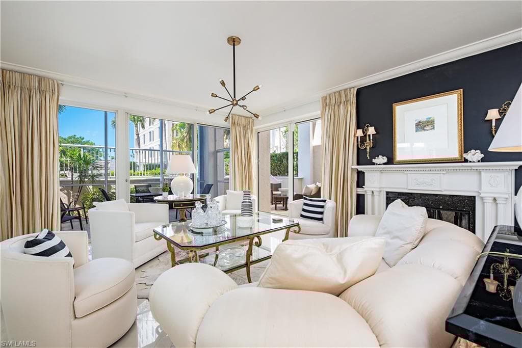 7041 Pelican Bay Blvd V1, Naples, FL 34108-2