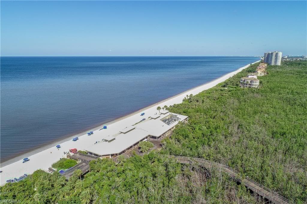 7041 Pelican Bay Blvd V1, Naples, FL 34108-33
