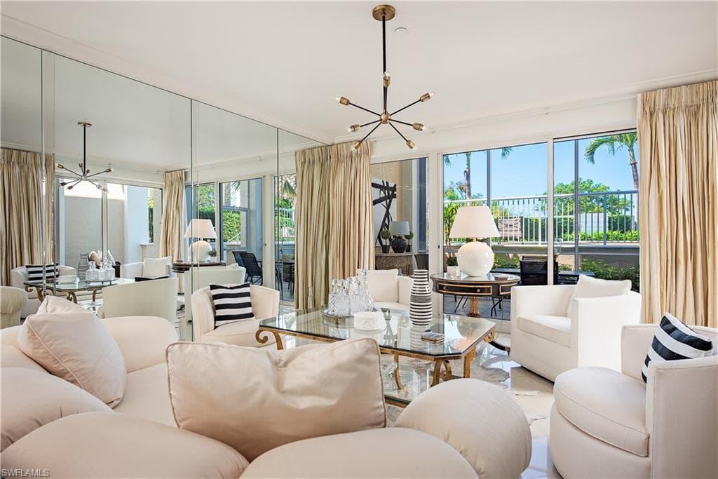 7041 Pelican Bay Blvd V1, Naples, FL 34108-7