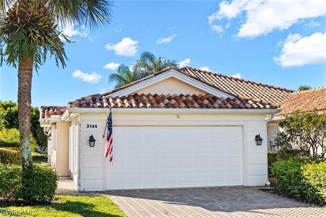 3144 Andorra Ct, Naples, FL 34109-1