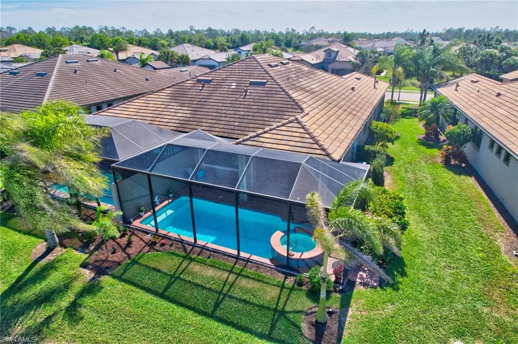 7815 Jacaranda Ln, Naples, FL 34114-29