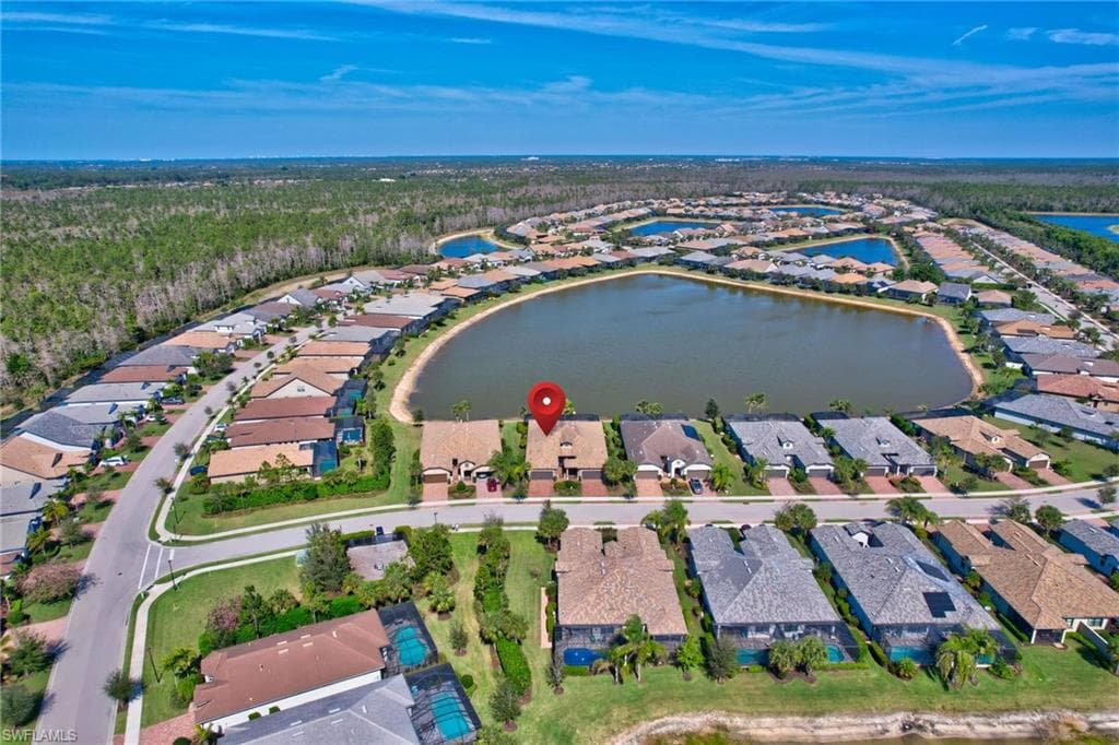 7815 Jacaranda Ln, Naples, FL 34114-31