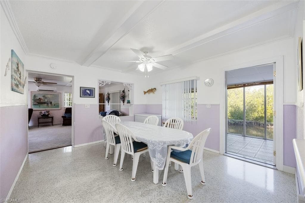 11 Spoonbill Ave, Everglades City, FL 34139-7