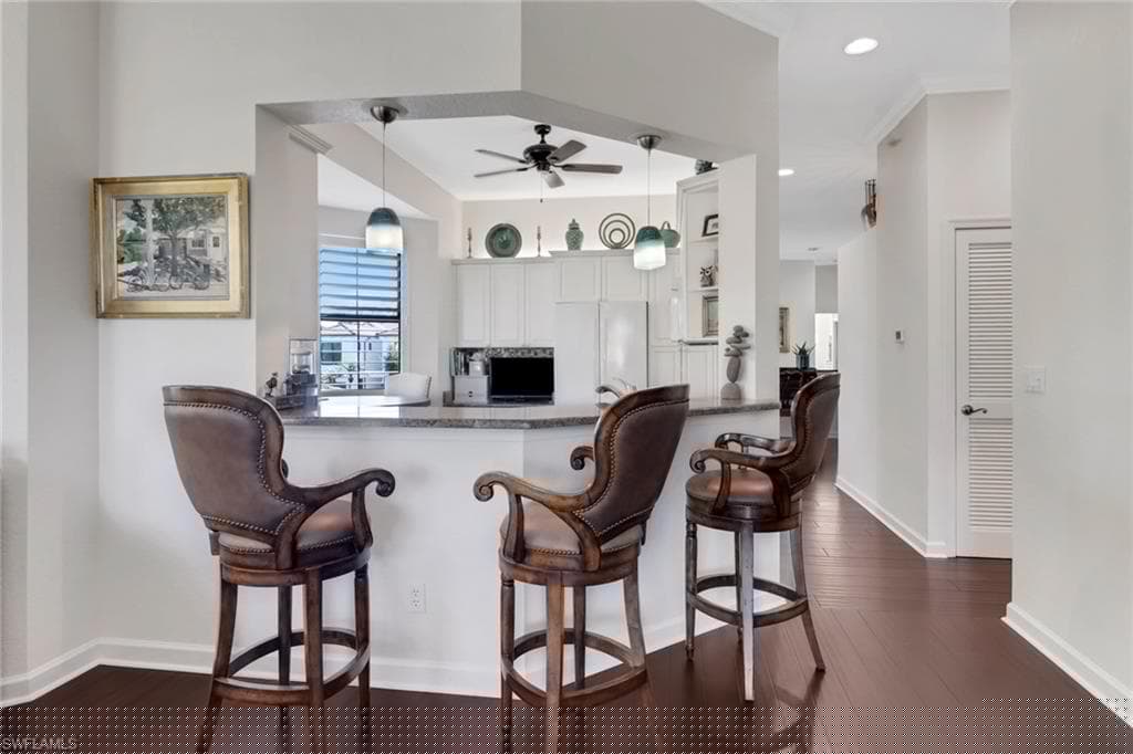 2396 Ravenna Blvd 202, Naples, FL 34109-13