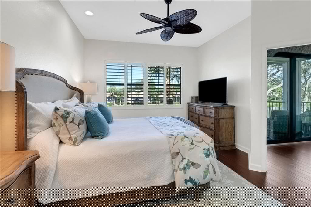 2396 Ravenna Blvd 202, Naples, FL 34109-32
