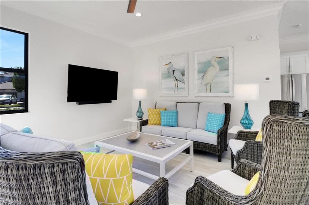 2396 Ravenna Blvd 202, Naples, FL 34109-51