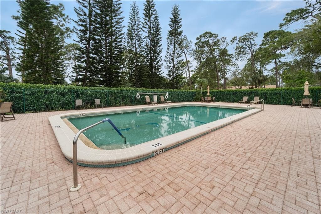 5841 Rattlesnake Hammock Rd I-108, Naples, FL 34113-16