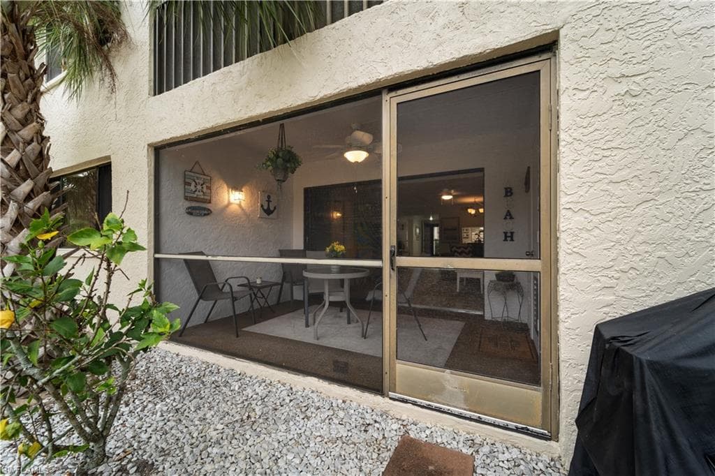 5841 Rattlesnake Hammock Rd I-108, Naples, FL 34113-20