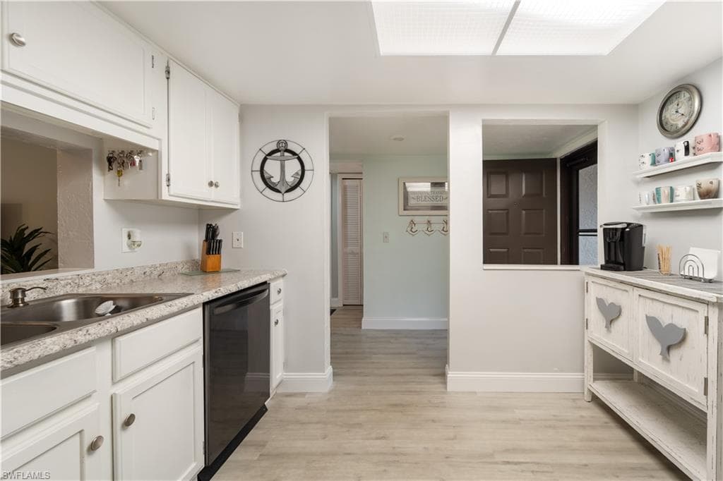 5841 Rattlesnake Hammock Rd I-108, Naples, FL 34113-6