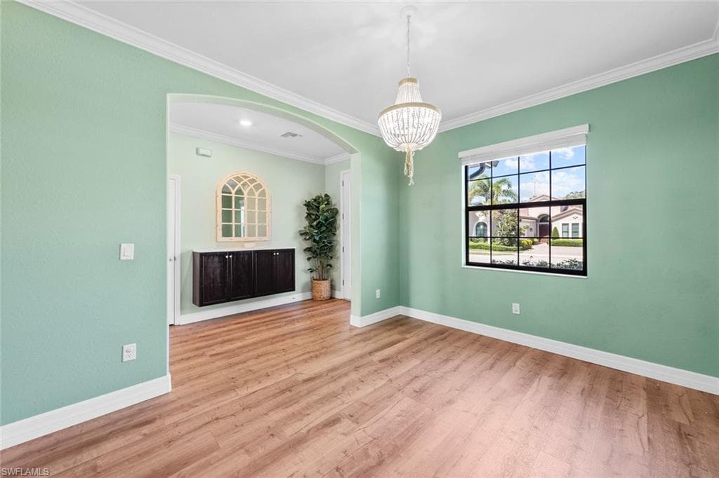 9229 Woodhurst Dr, Naples, FL 34120-13
