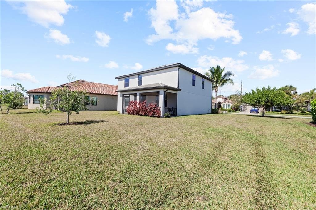 9229 Woodhurst Dr, Naples, FL 34120-28