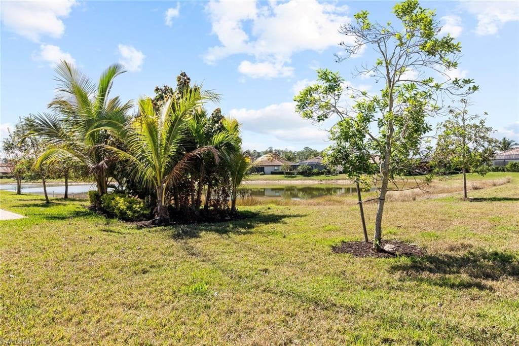 9229 Woodhurst Dr, Naples, FL 34120-38