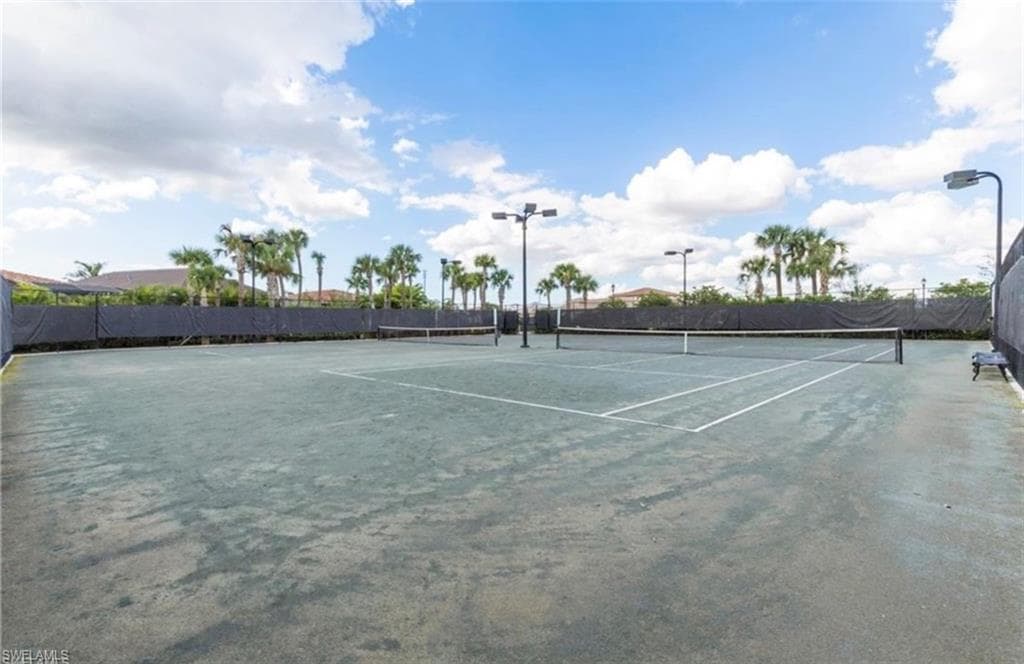 9229 Woodhurst Dr, Naples, FL 34120-50