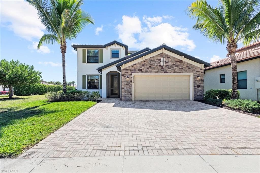 9229 Woodhurst Dr, Naples, FL 34120-51
