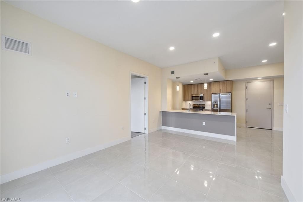 26589 Rosewood Pointe Dr 306, Bonita Springs, FL 34135-9