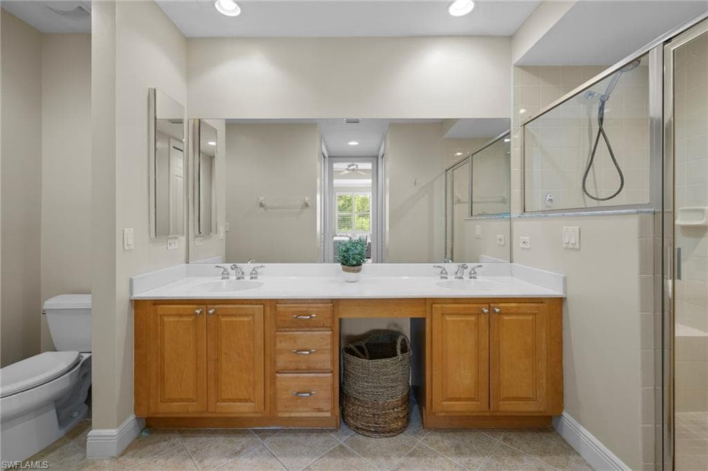 4700 Yacht Harbor Dr 612, Naples, FL 34112-14