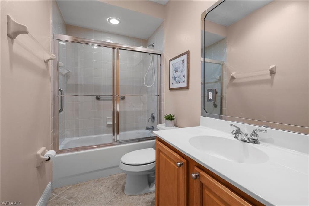 4700 Yacht Harbor Dr 612, Naples, FL 34112-17