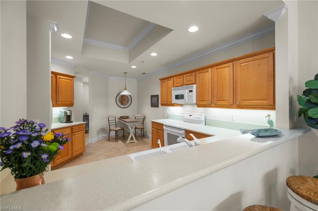 4700 Yacht Harbor Dr 612, Naples, FL 34112-5