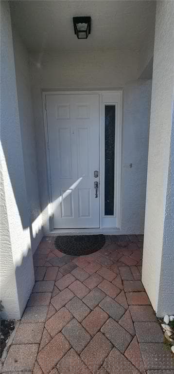 15151 Summit Place Cir, Naples, FL 34119-6