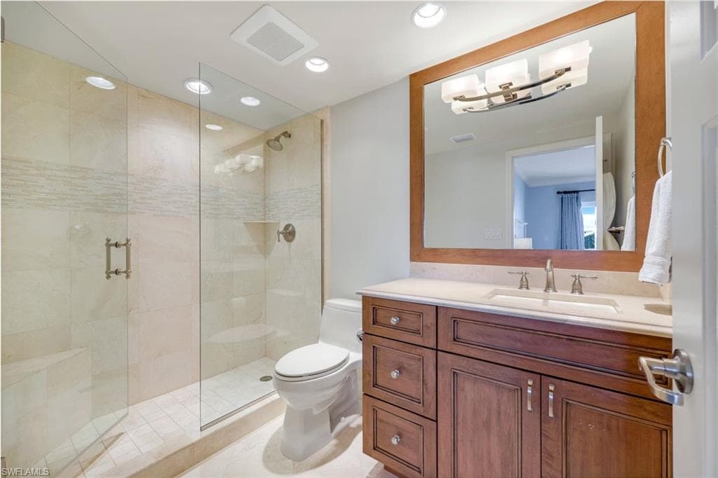 3401 Gulf Shore Blvd N 303, Naples, FL 34103-20