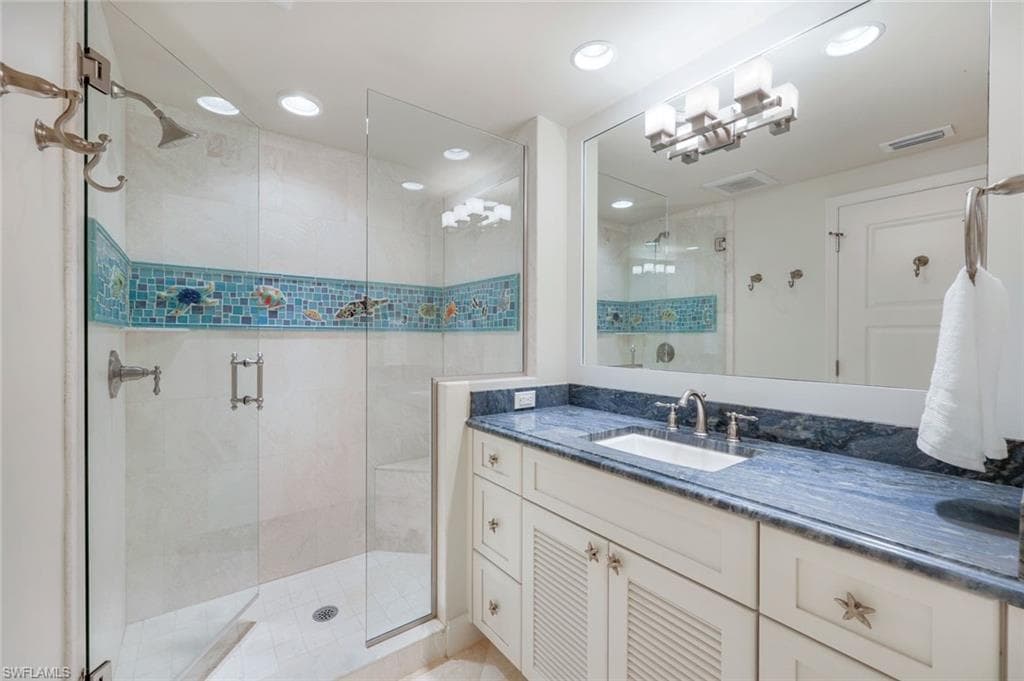 3401 Gulf Shore Blvd N 303, Naples, FL 34103-22