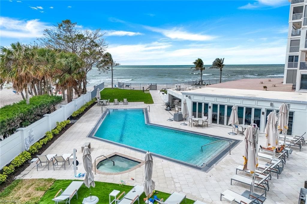 3401 Gulf Shore Blvd N 303, Naples, FL 34103-26