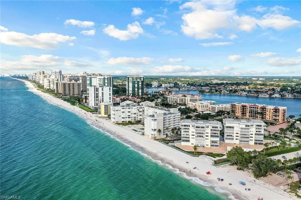 3401 Gulf Shore Blvd N 303, Naples, FL 34103-2