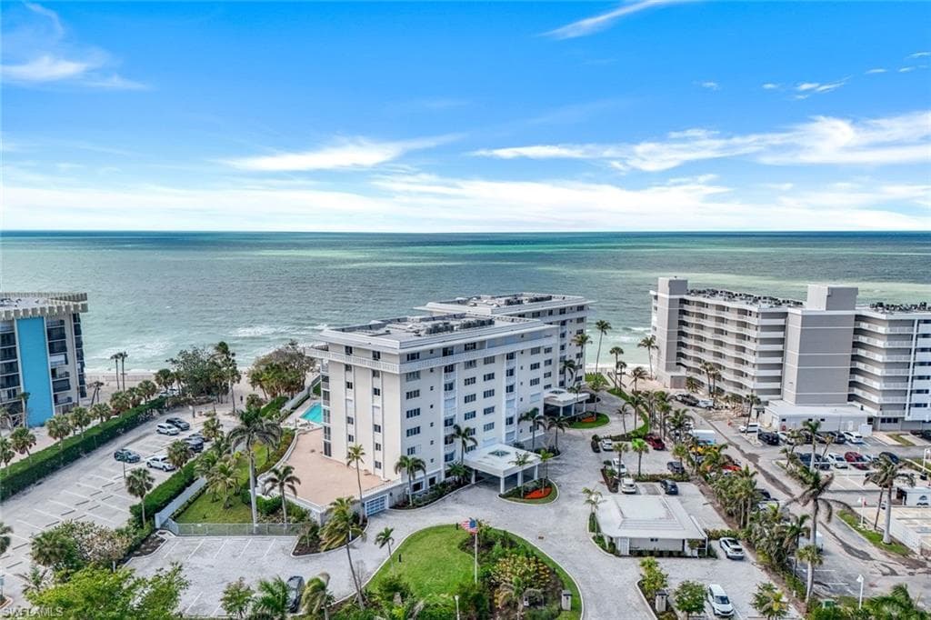 3401 Gulf Shore Blvd N 303, Naples, FL 34103-3