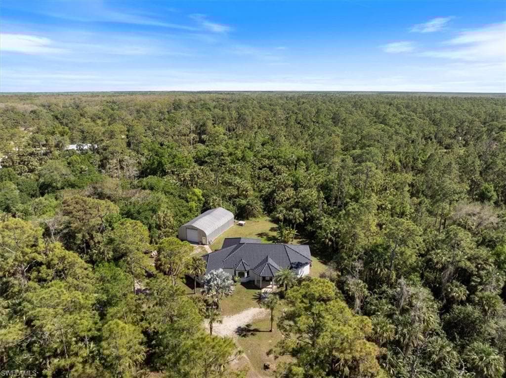 1240 Desoto Blvd S, Naples, FL 34117-1
