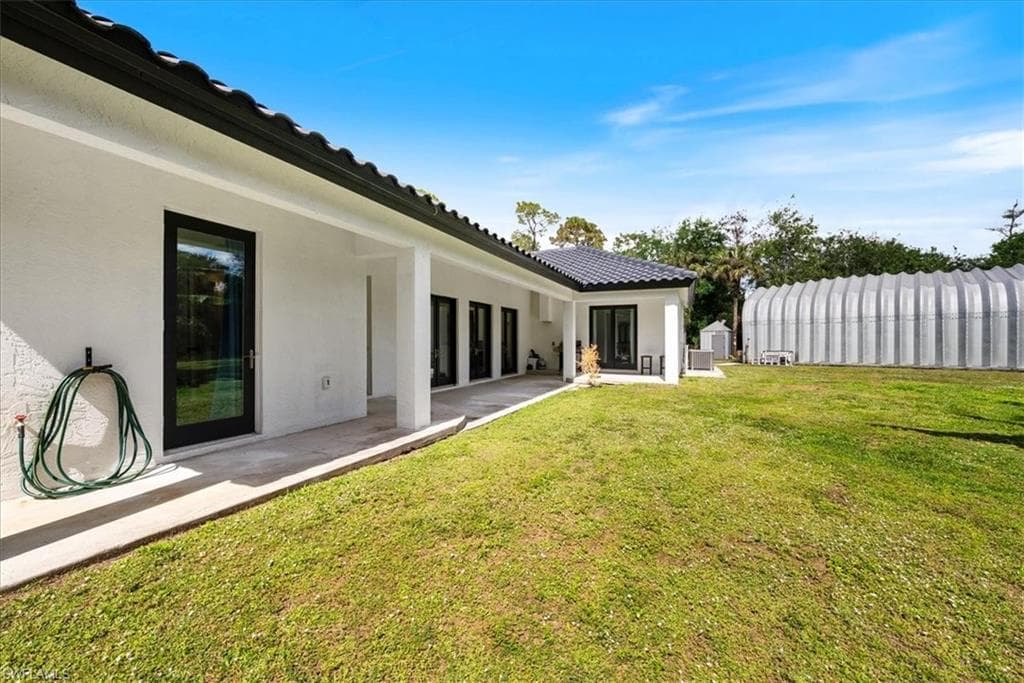 1240 Desoto Blvd S, Naples, FL 34117-32