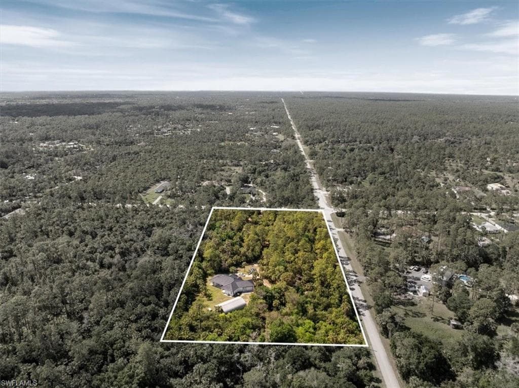 1240 Desoto Blvd S, Naples, FL 34117-37