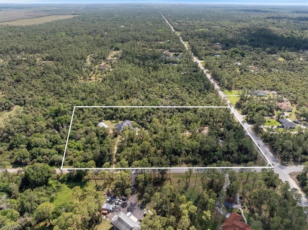 1240 Desoto Blvd S, Naples, FL 34117-40