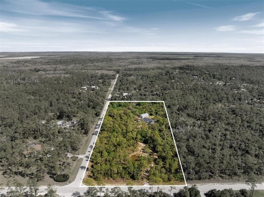 1240 Desoto Blvd S, Naples, FL 34117-41