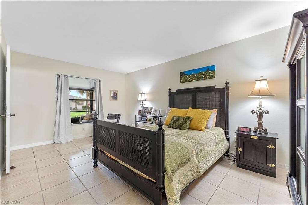 1415 Courtyard Ter 60, Cape Coral, FL 33914-13