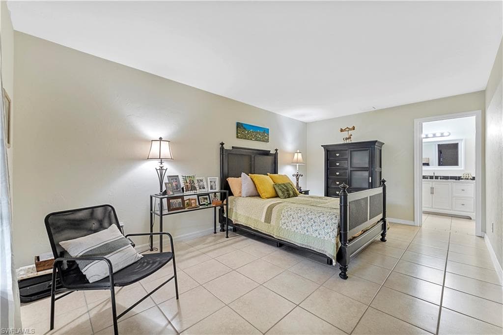 1415 Courtyard Ter 60, Cape Coral, FL 33914-15