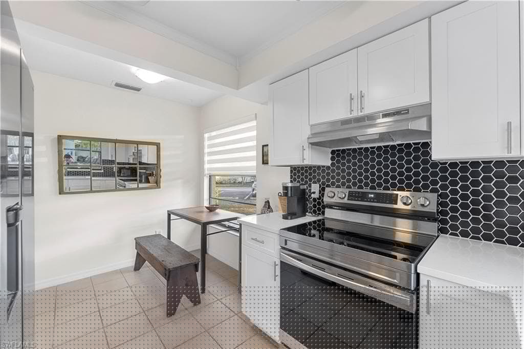 1415 Courtyard Ter 60, Cape Coral, FL 33914-6