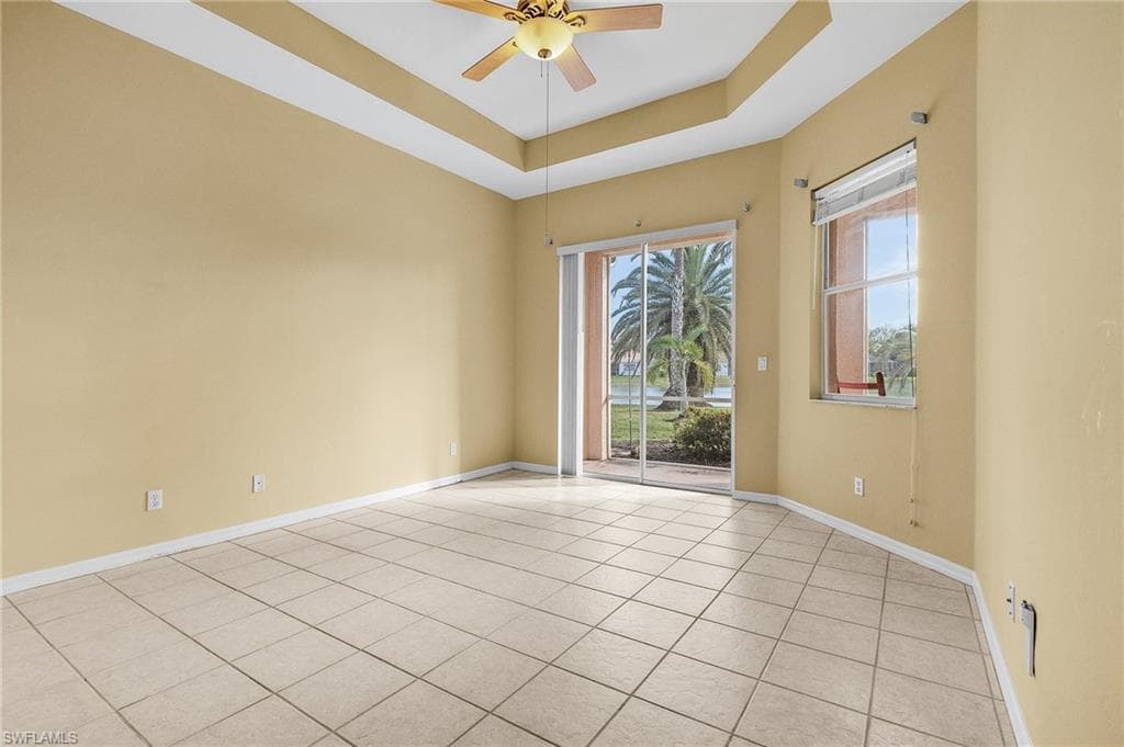 3266 Sturgeon Bay Ct, Naples, FL 34120-16