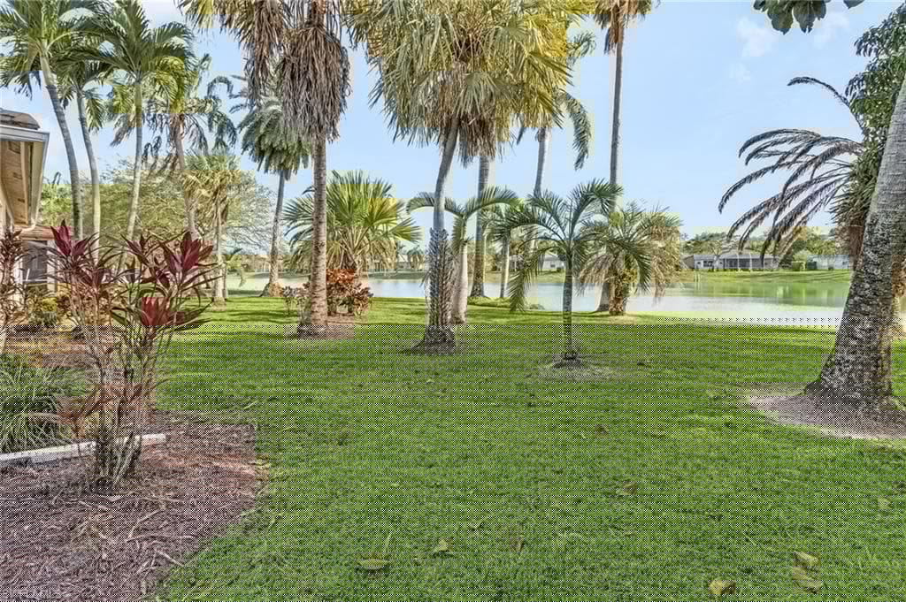 3266 Sturgeon Bay Ct, Naples, FL 34120-19