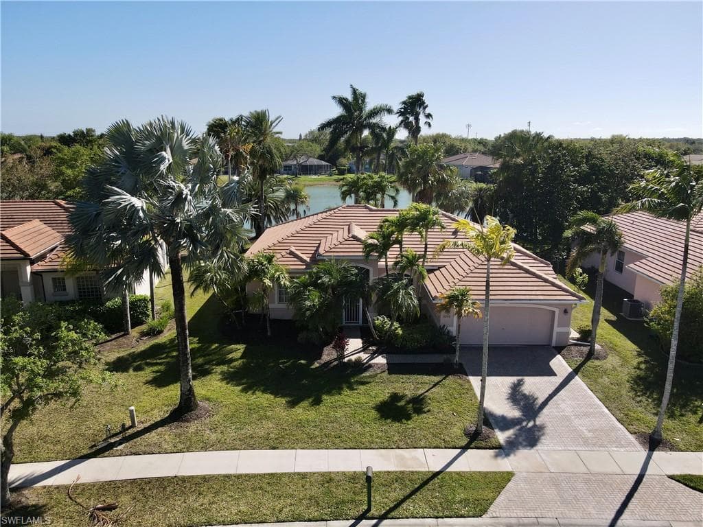 3266 Sturgeon Bay Ct, Naples, FL 34120-20
