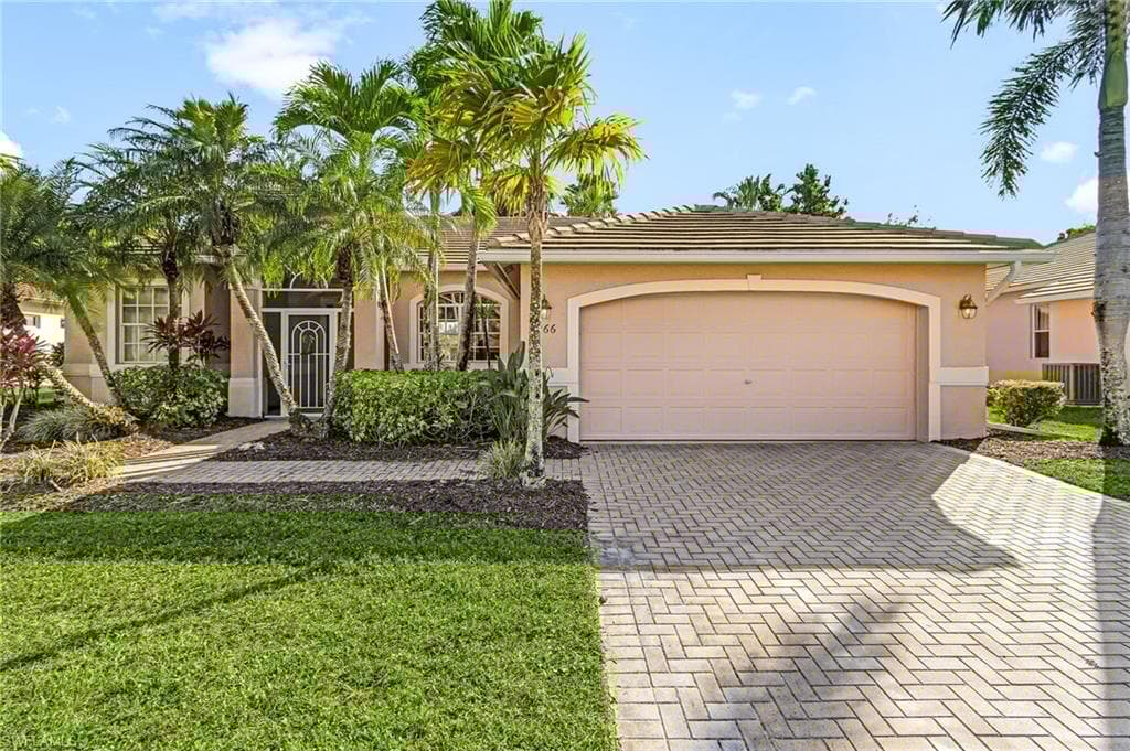3266 Sturgeon Bay Ct, Naples, FL 34120-3