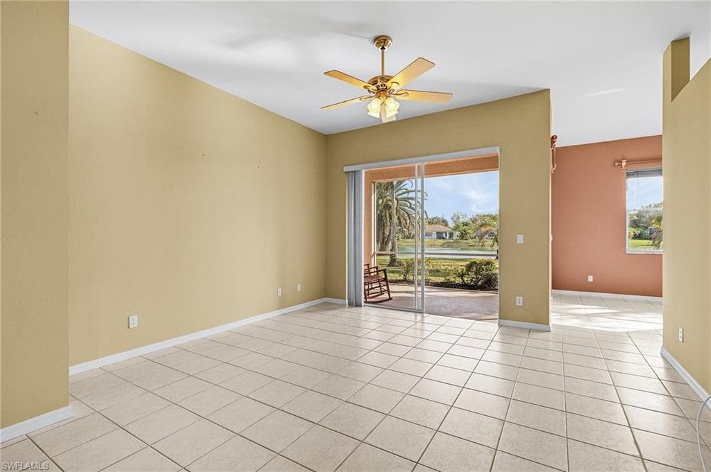 3266 Sturgeon Bay Ct, Naples, FL 34120-7
