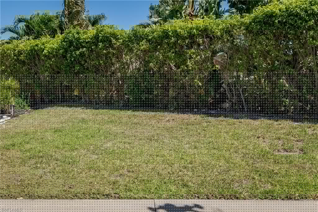 13594 Snapper Ln, Naples, FL 34114-1