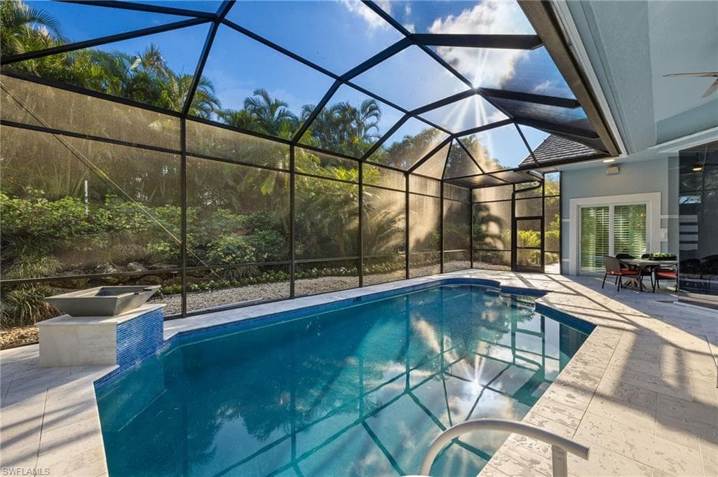 812 Arrowhead Ln, Naples, FL 34108-21