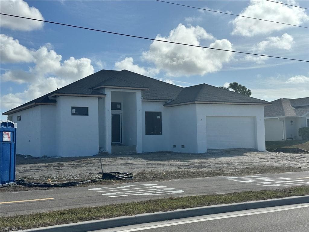 2528 7th St, Cape Coral, FL 33993-1