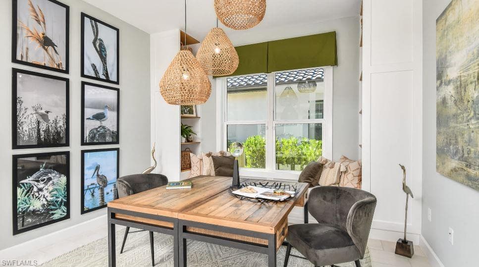15776 Derna St, Naples, FL 34114-9
