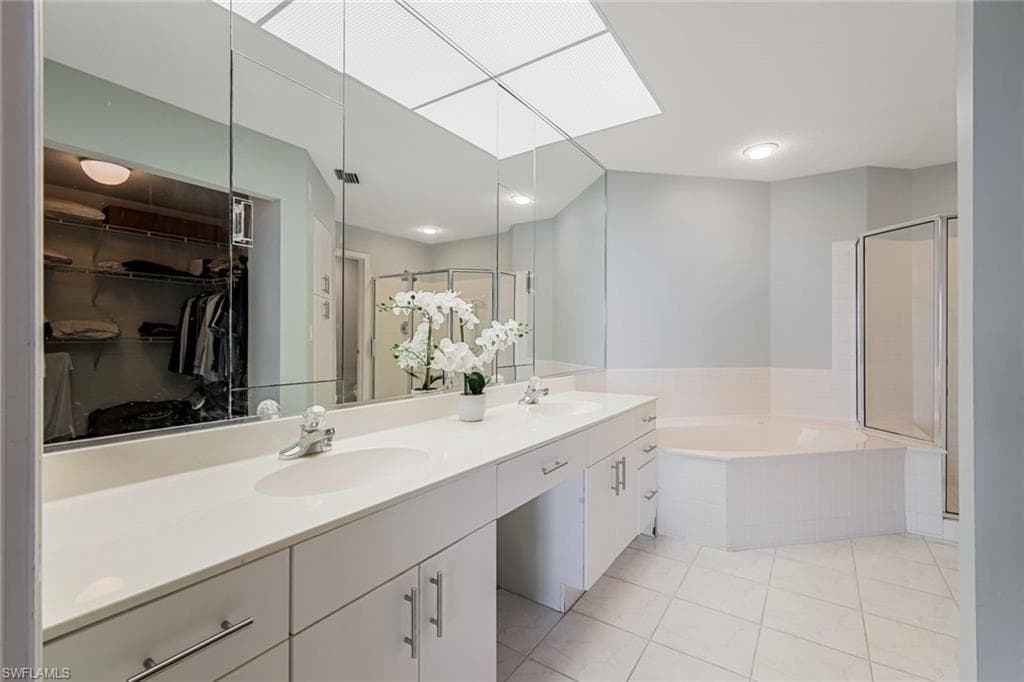 262 Barefoot Beach Blvd 505, Bonita Springs, FL 34134-15