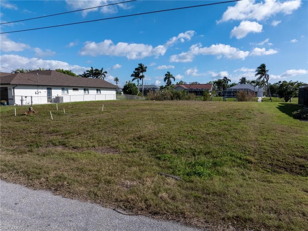 248 31st Ter, Cape Coral, FL 33904-11