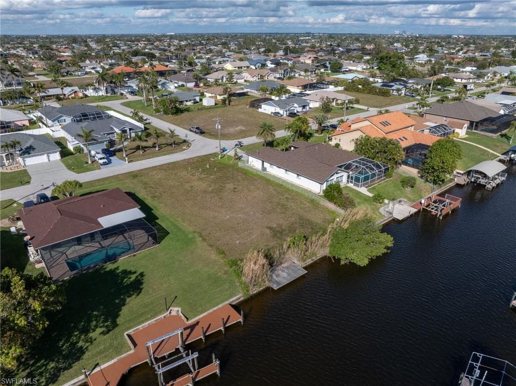 248 31st Ter, Cape Coral, FL 33904-6