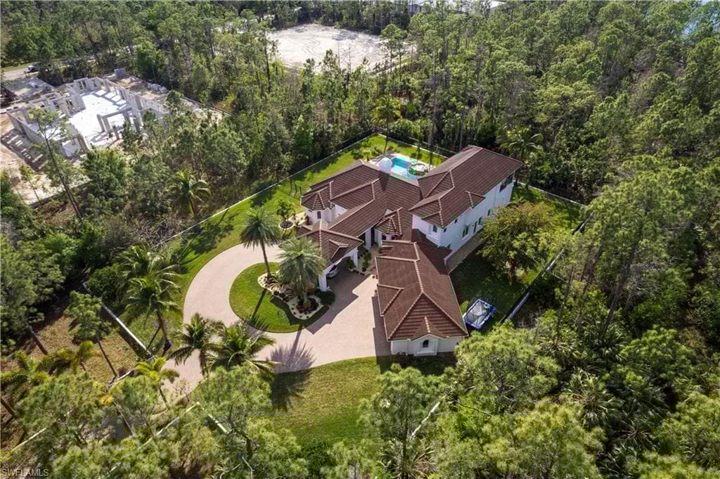 4501 Club Estates Dr, Naples, FL 34112-29